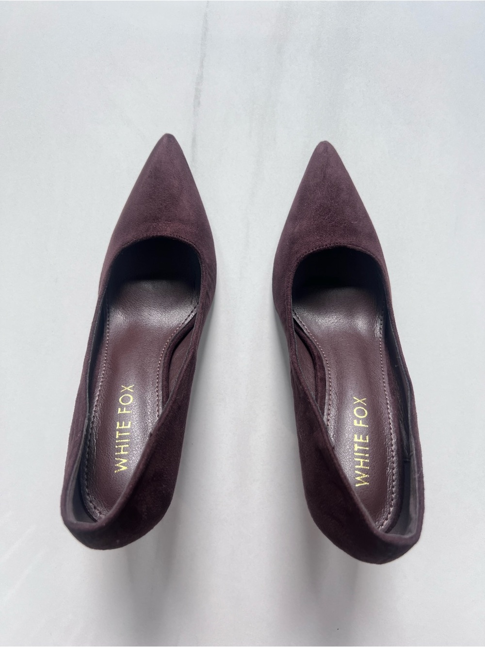 White Fox Alara Heels Chocolate Faux Suede NEVER WORN Size 6 - Picture 3 of 8